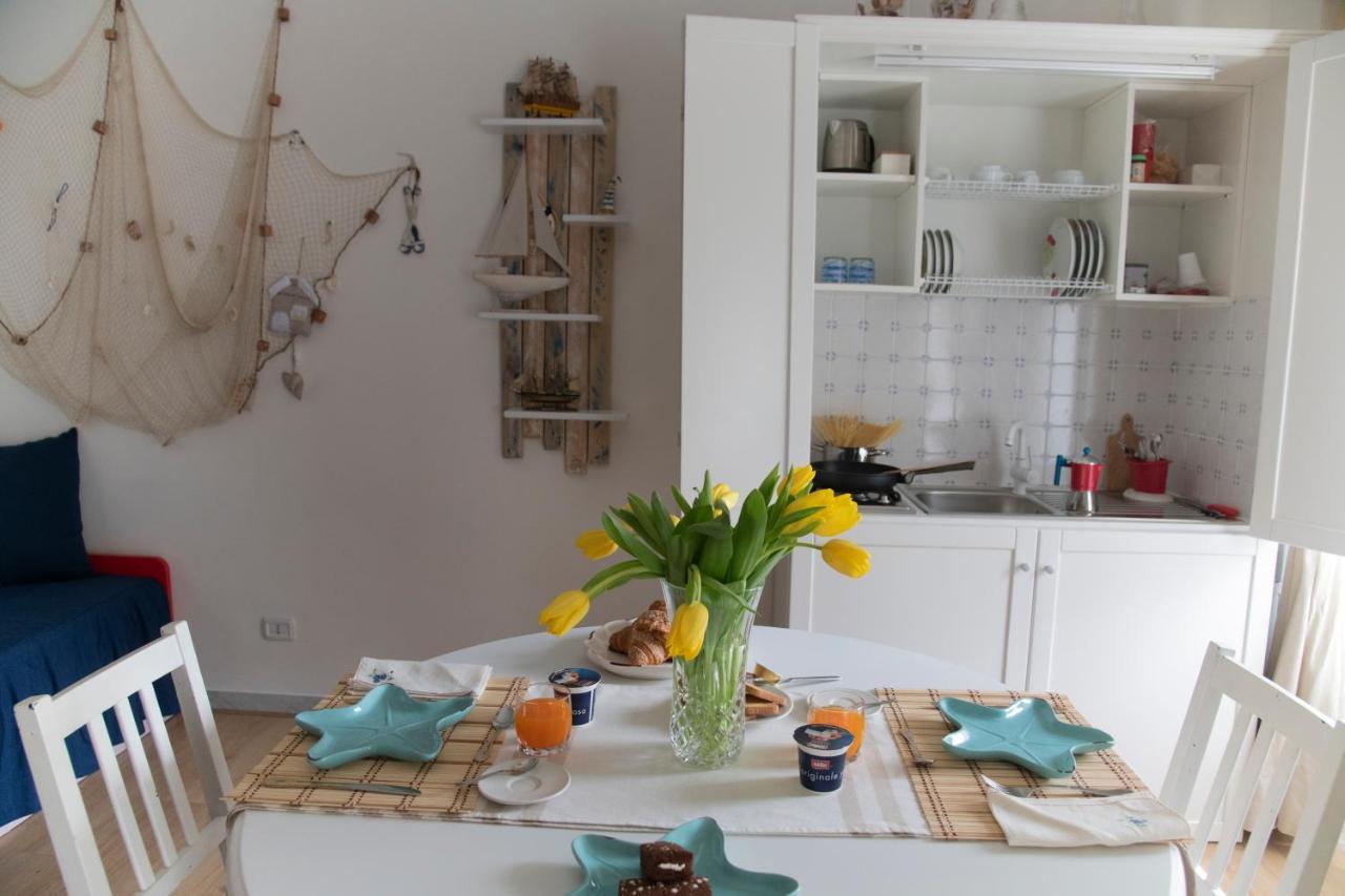 Bed and Breakfast Casa Laura à Terracine Extérieur photo